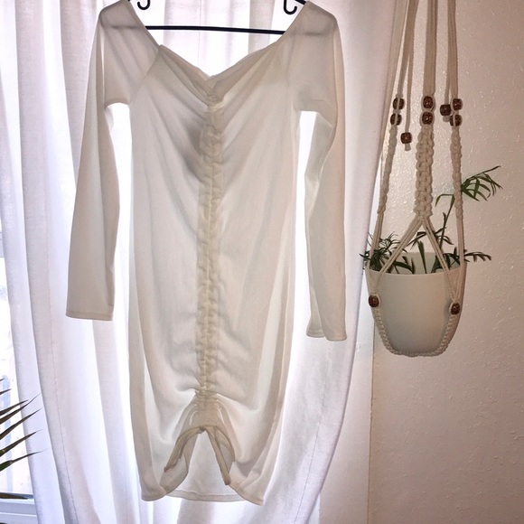 Pretty little thing - Picture 2 of 2